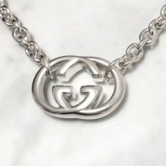 GORGEOUS 😍 ITALIAN LUXURY GUCCI NECKLACE ✨️ - Picture 2 of 9